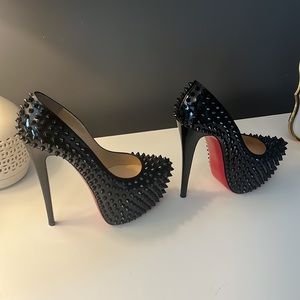 Christian Louboutin Daffodile Spikes 39.5